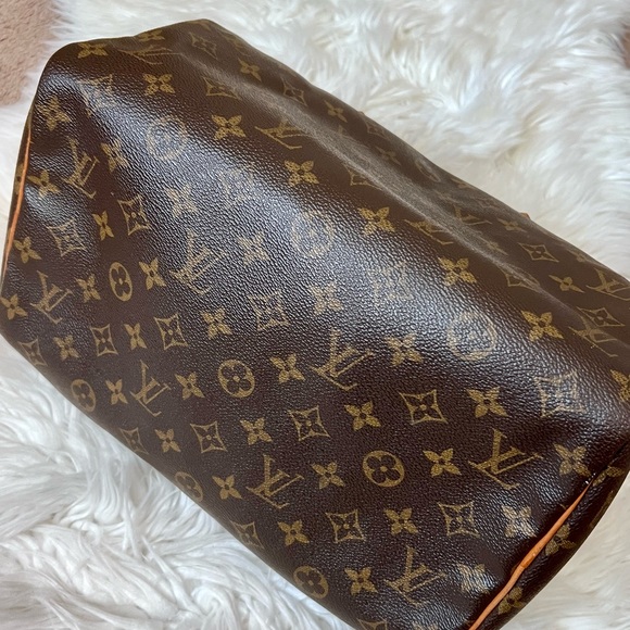 Louis Vuitton Speedy 30 - Picture 10 of 15